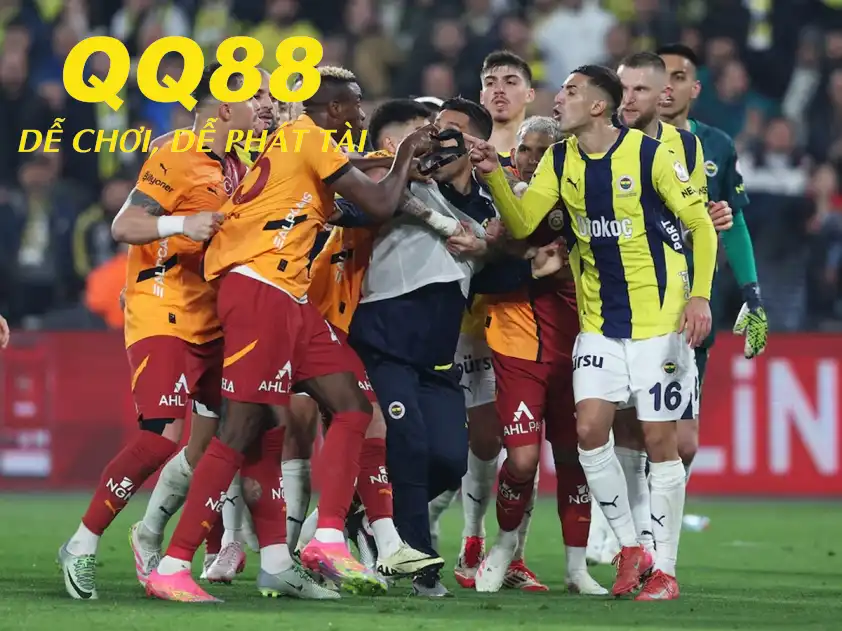 Fenerbahce và Galatasaray đang là hai đội bóng dẫn đầu Super Lig (Ảnh: ESPN) Fenerbahce và Galatasaray đang là hai đội bóng dẫn đầu Super Lig (Ảnh: ESPN)